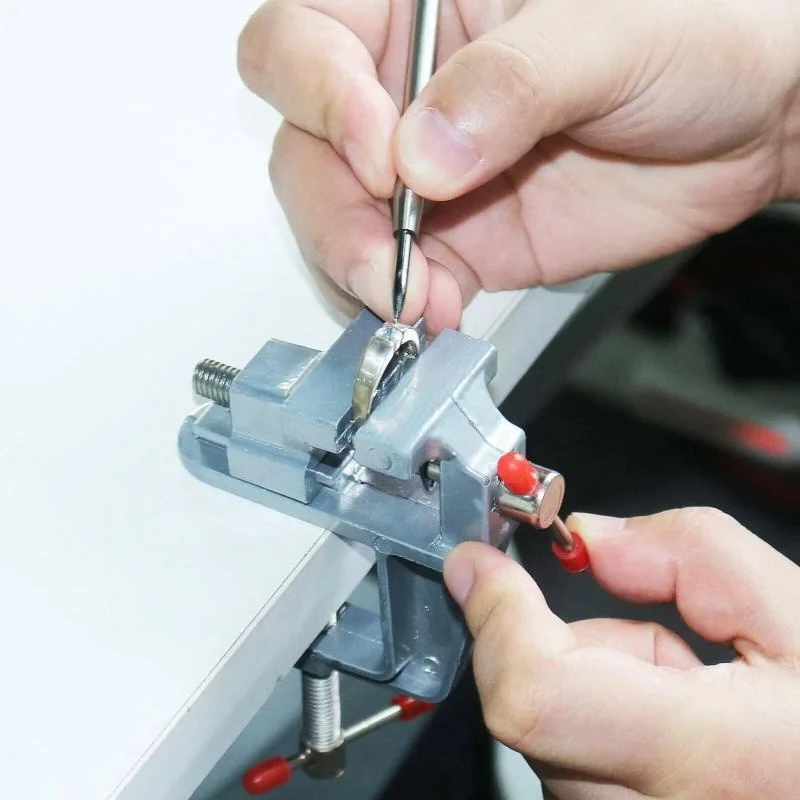 Mini étau d'établi, vis de ser - Diy Electronics Workbench avis et prix